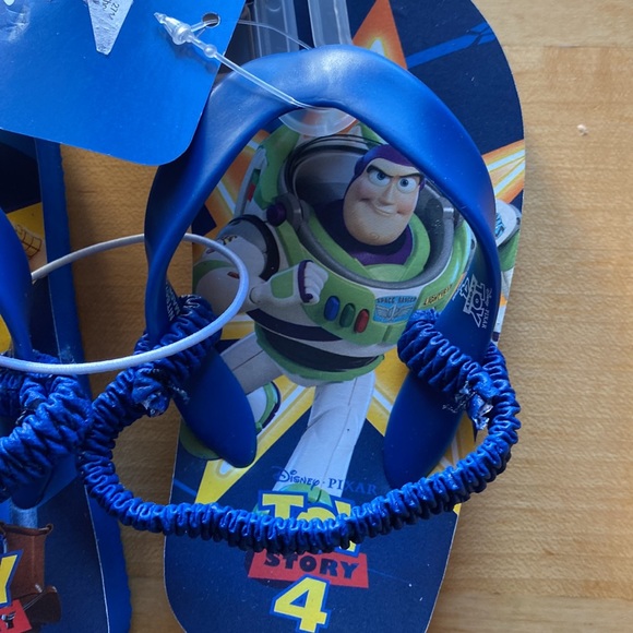 🆕 Disney Pixar Toddler Boys Toy Story Flip Flop Sandals - Picture 4 of 5